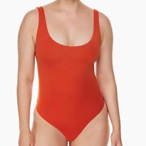 NWT Aritzia Medium Contour Scoopneck Flambeau Red Bodysuit